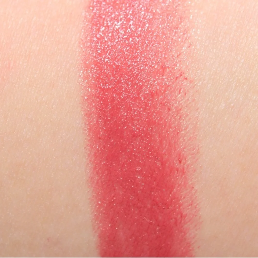 HOURGLASS GIRL LIP STYLO - Inventor